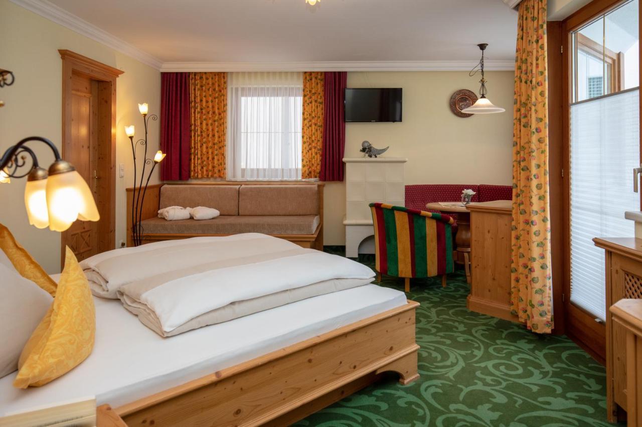 Alpenresidenz Trisanna Bed and Breakfast Ischgl Exteriör bild