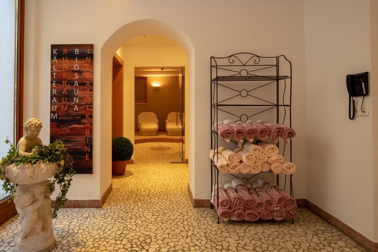 Alpenresidenz Trisanna Bed and Breakfast Ischgl Exteriör bild