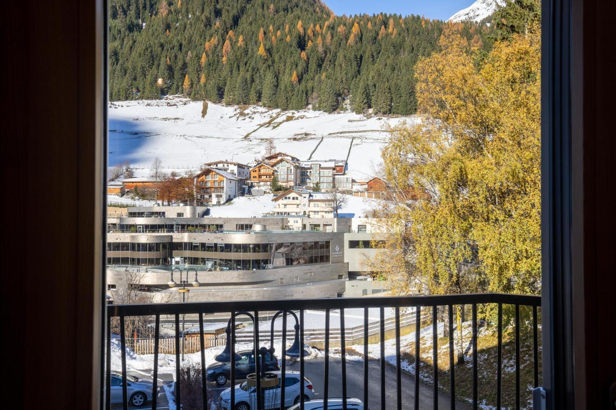 Alpenresidenz Trisanna Bed and Breakfast Ischgl Exteriör bild